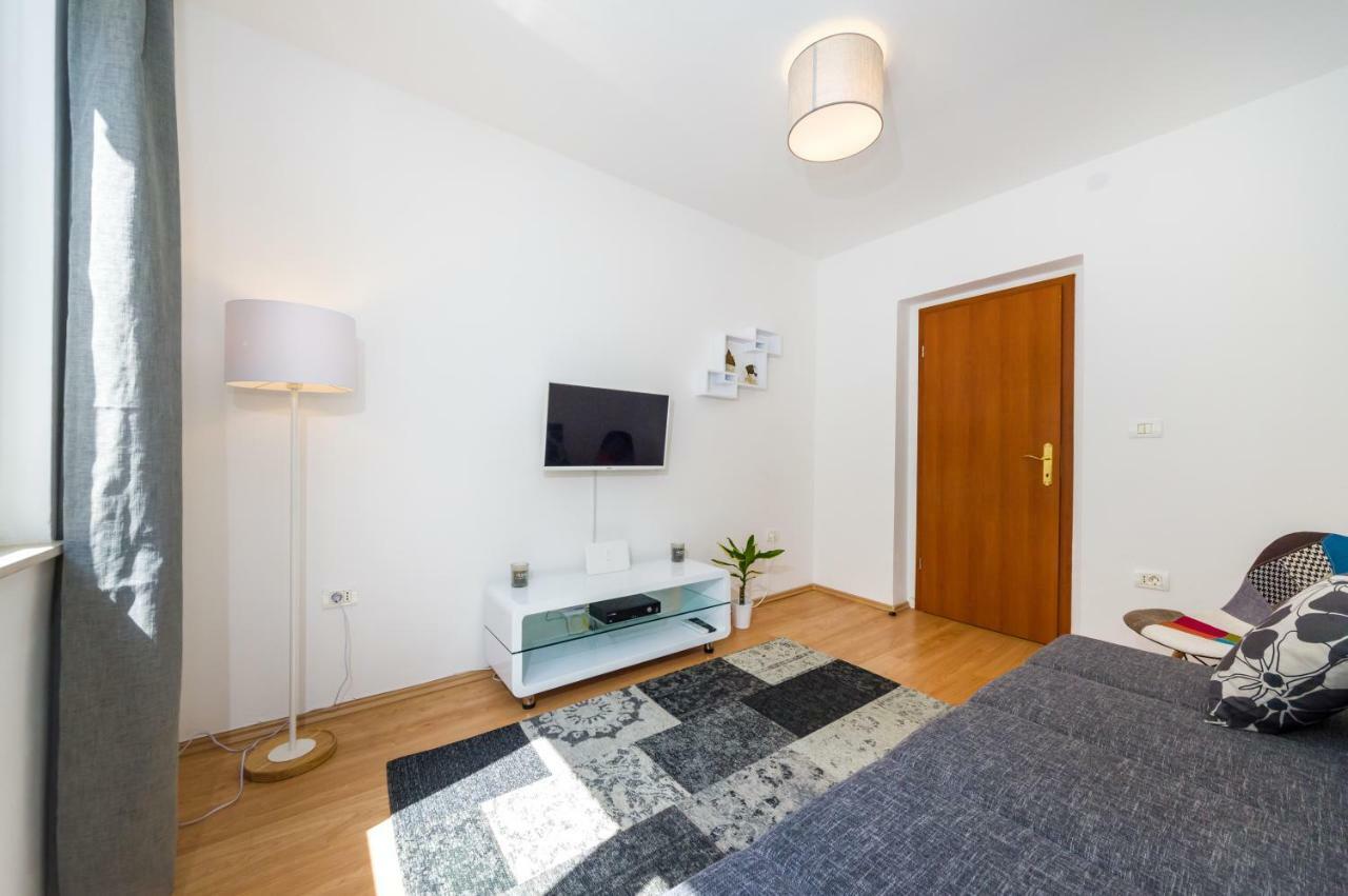 Apartman Lara Appartement Zadar Buitenkant foto